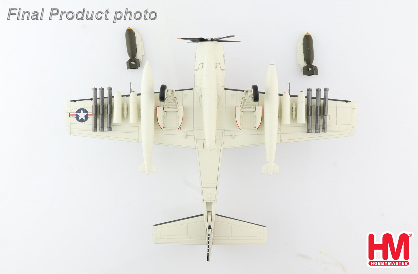 HOBBY MASTER A-1H SKYRAIDER USS INTREPID 1966