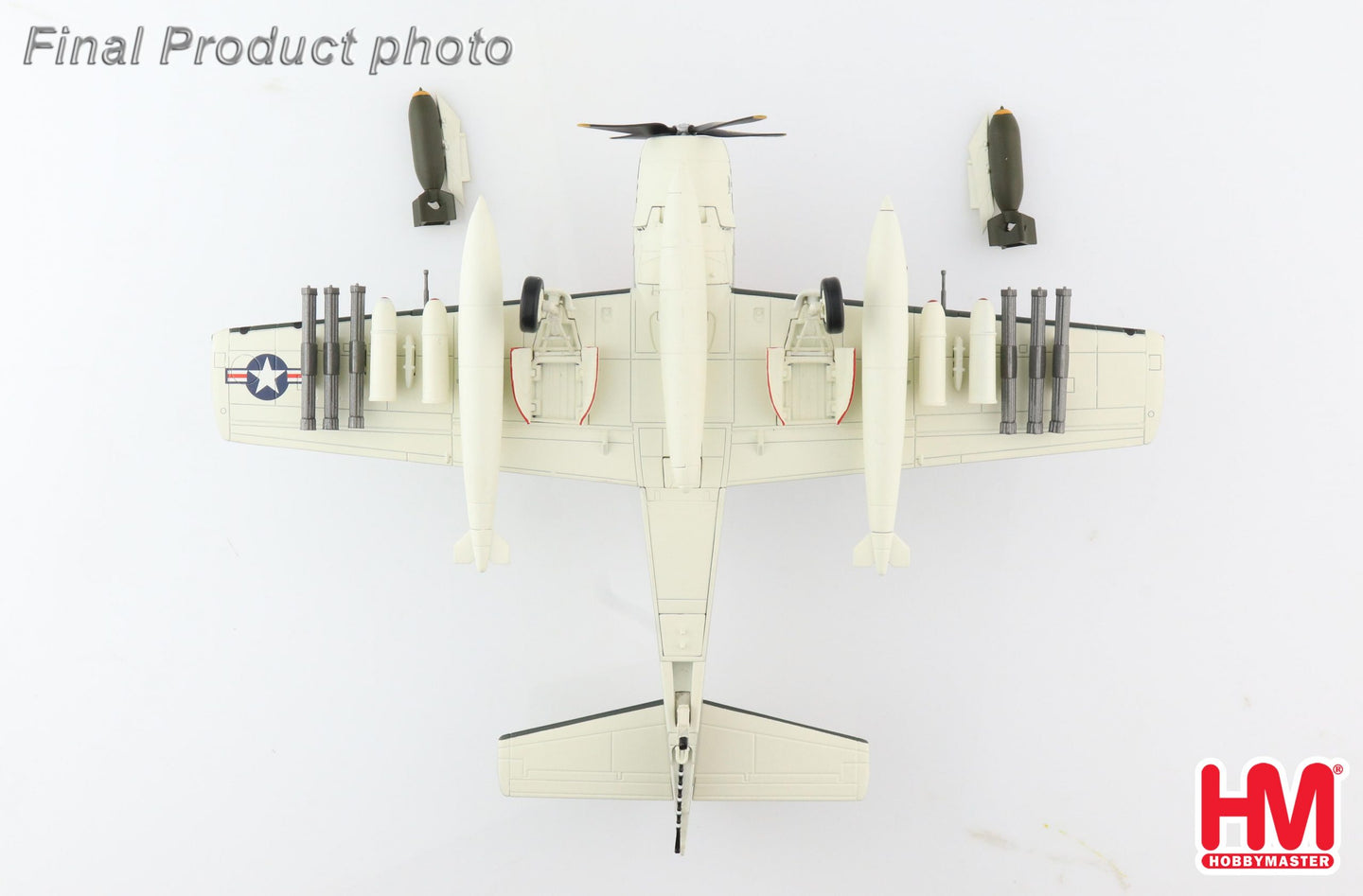 HOBBY MASTER A-1H SKYRAIDER USS INTREPID 1966