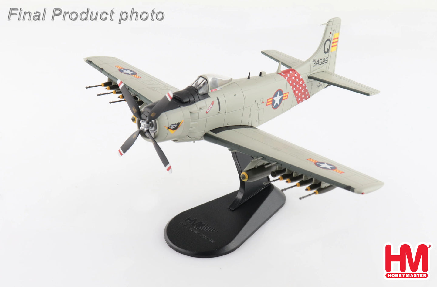 HOBBY MASTER A-1H SKYRAIDER (AD-6) 134585 1ST FS VNAF 1963
