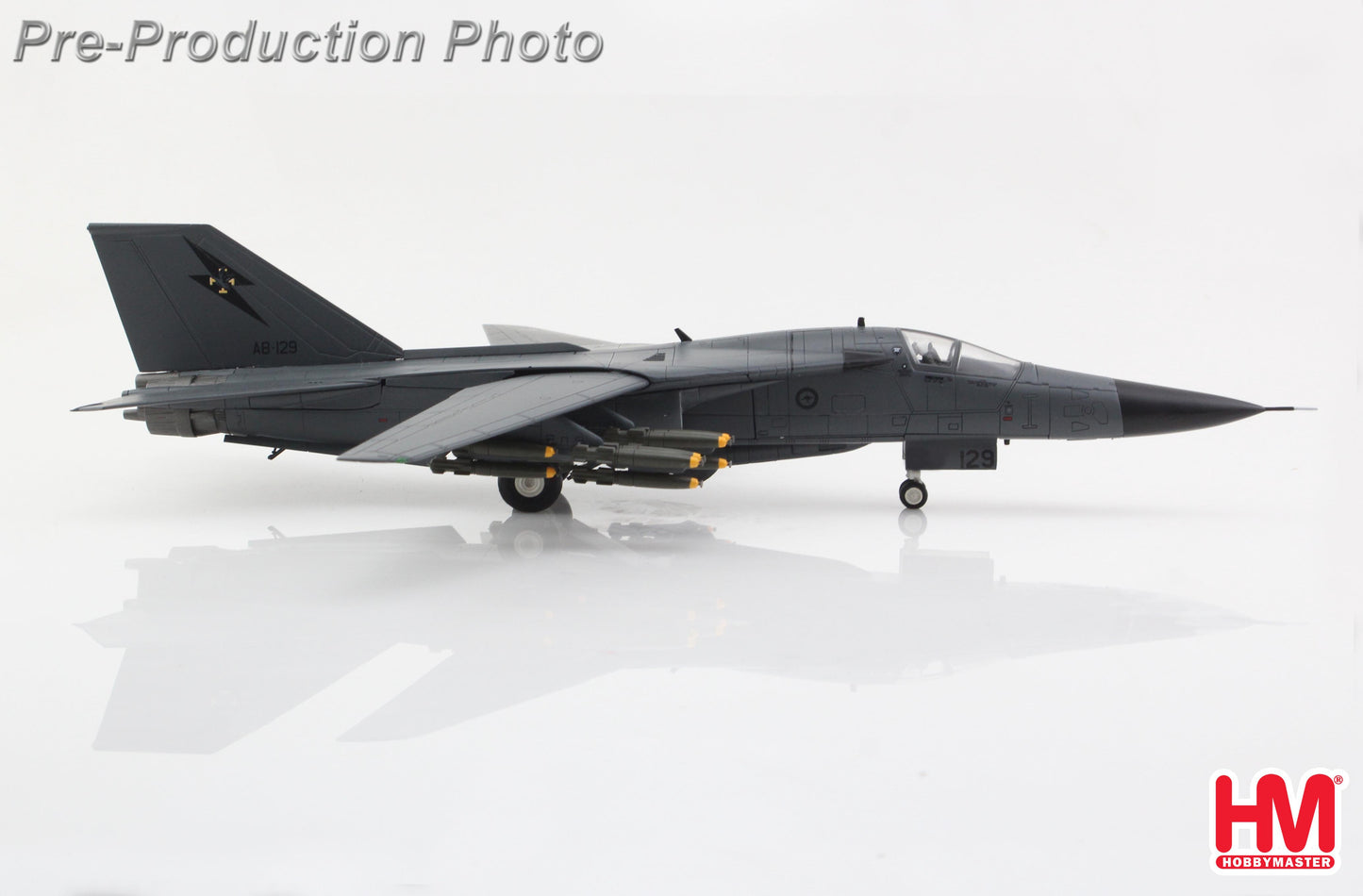 HOBBY MASTER F-111C AARDVARK A8-129 NO.1 SQN. RAAF 2007
