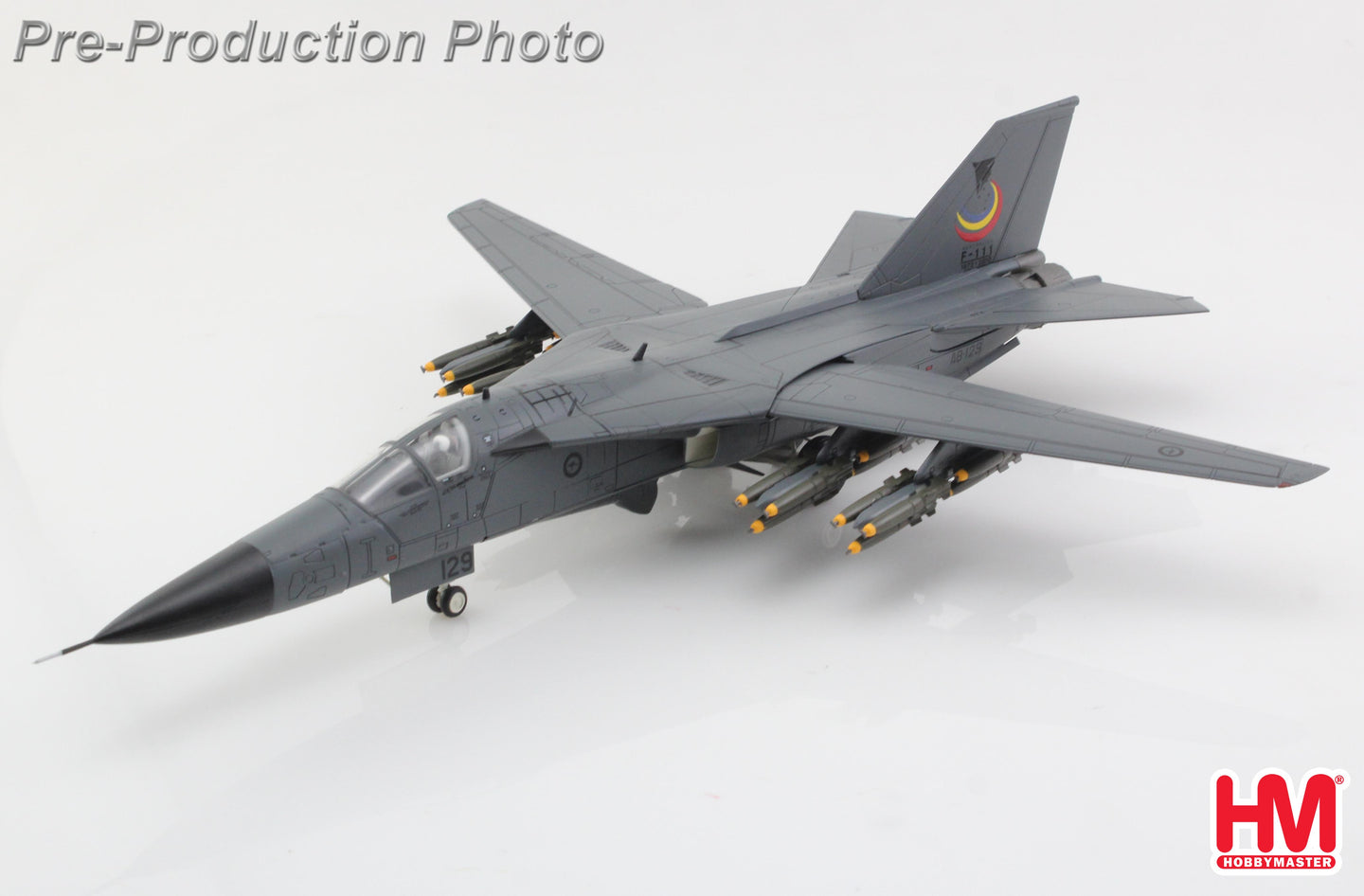 HOBBY MASTER F-111C AARDVARK RAAF NO.1 SQN "FAREWELL SCHEME" A8-129 DECEMBER 2010