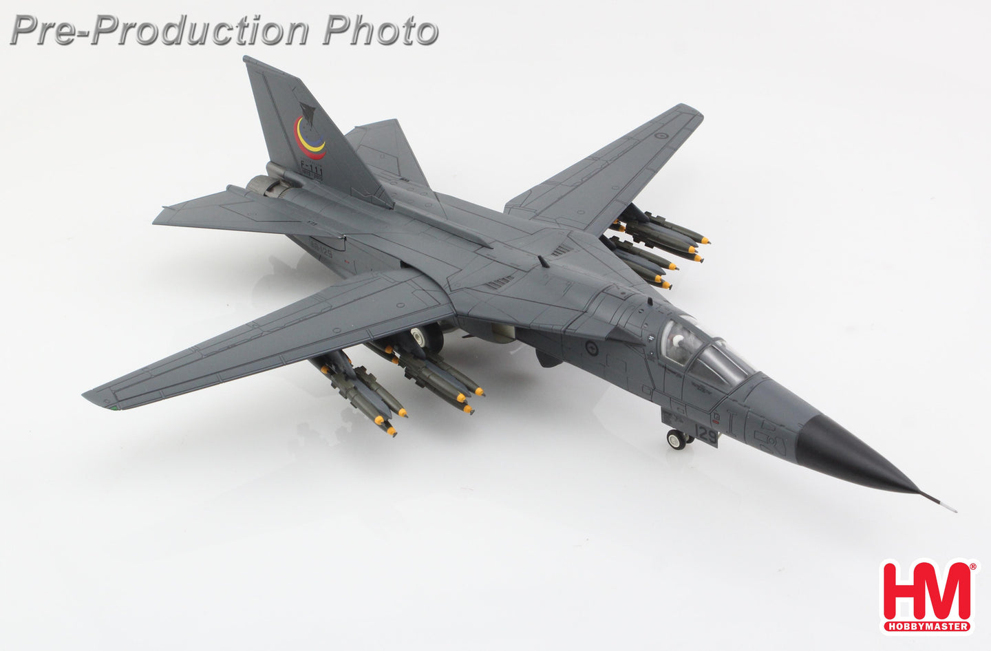 HOBBY MASTER F-111C AARDVARK RAAF NO.1 SQN "FAREWELL SCHEME" A8-129 DECEMBER 2010