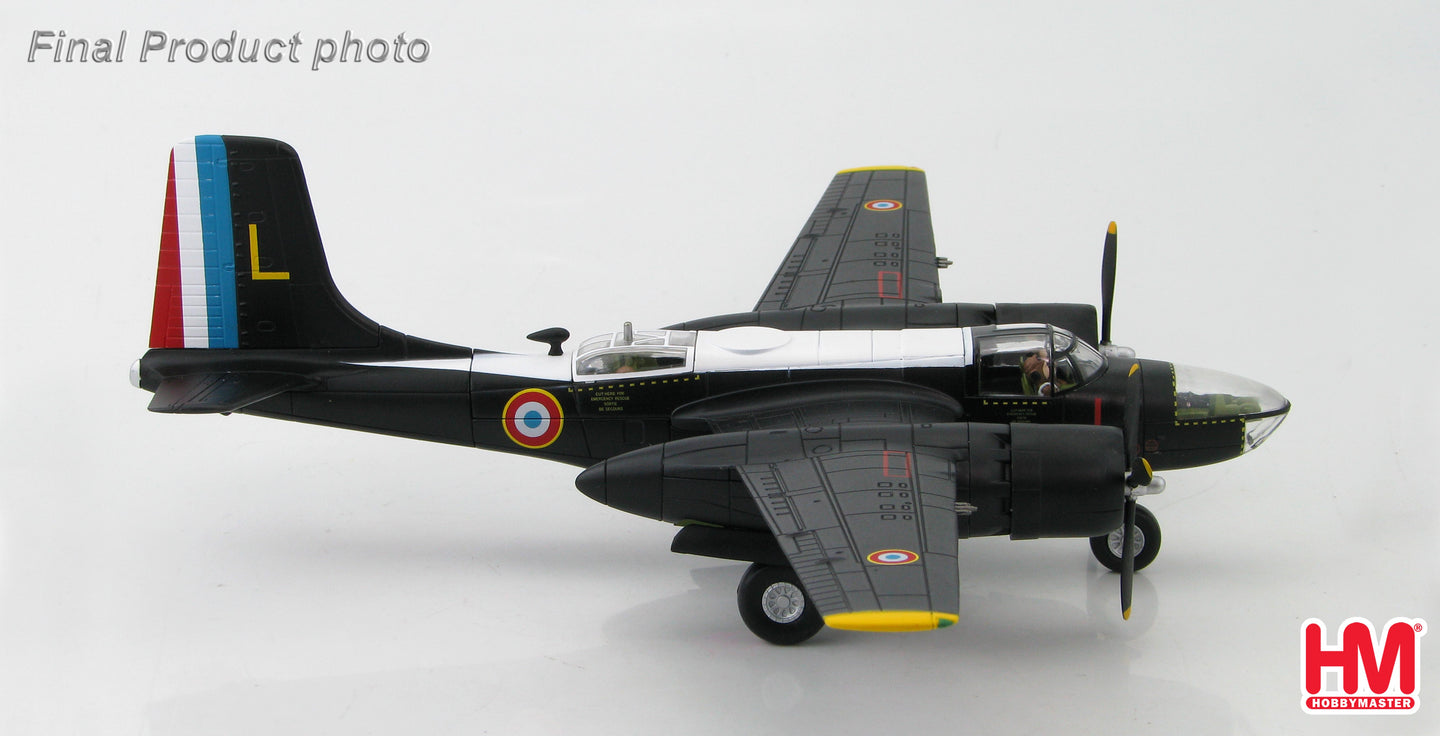 HOBBY MASTER  DOUGLAS RB-26C INVADER NORTH AFRICA 1957