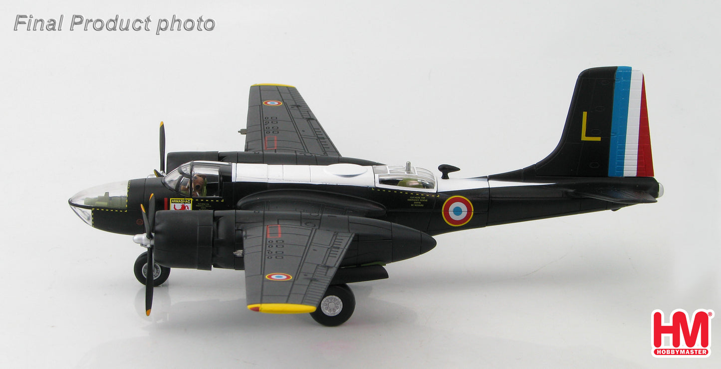 HOBBY MASTER  DOUGLAS RB-26C INVADER NORTH AFRICA 1957