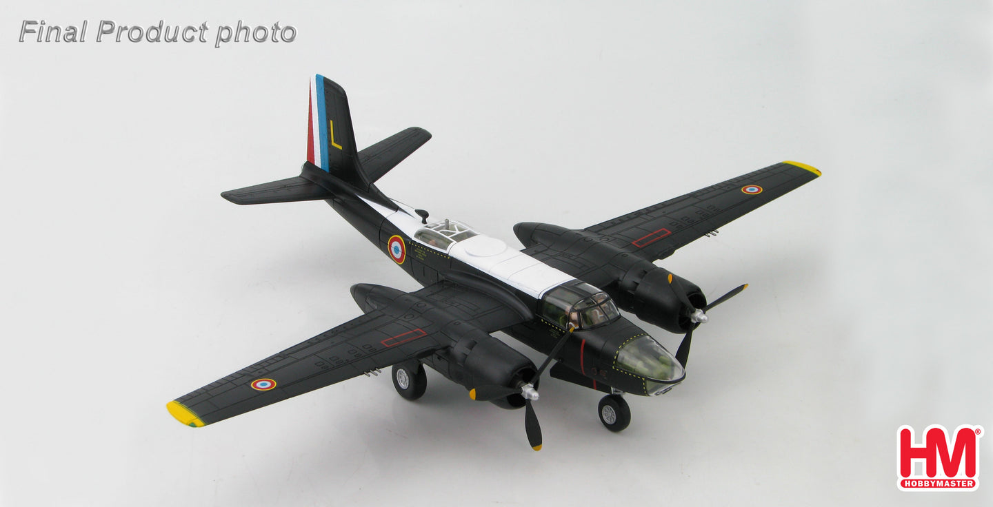 HOBBY MASTER  DOUGLAS RB-26C INVADER NORTH AFRICA 1957