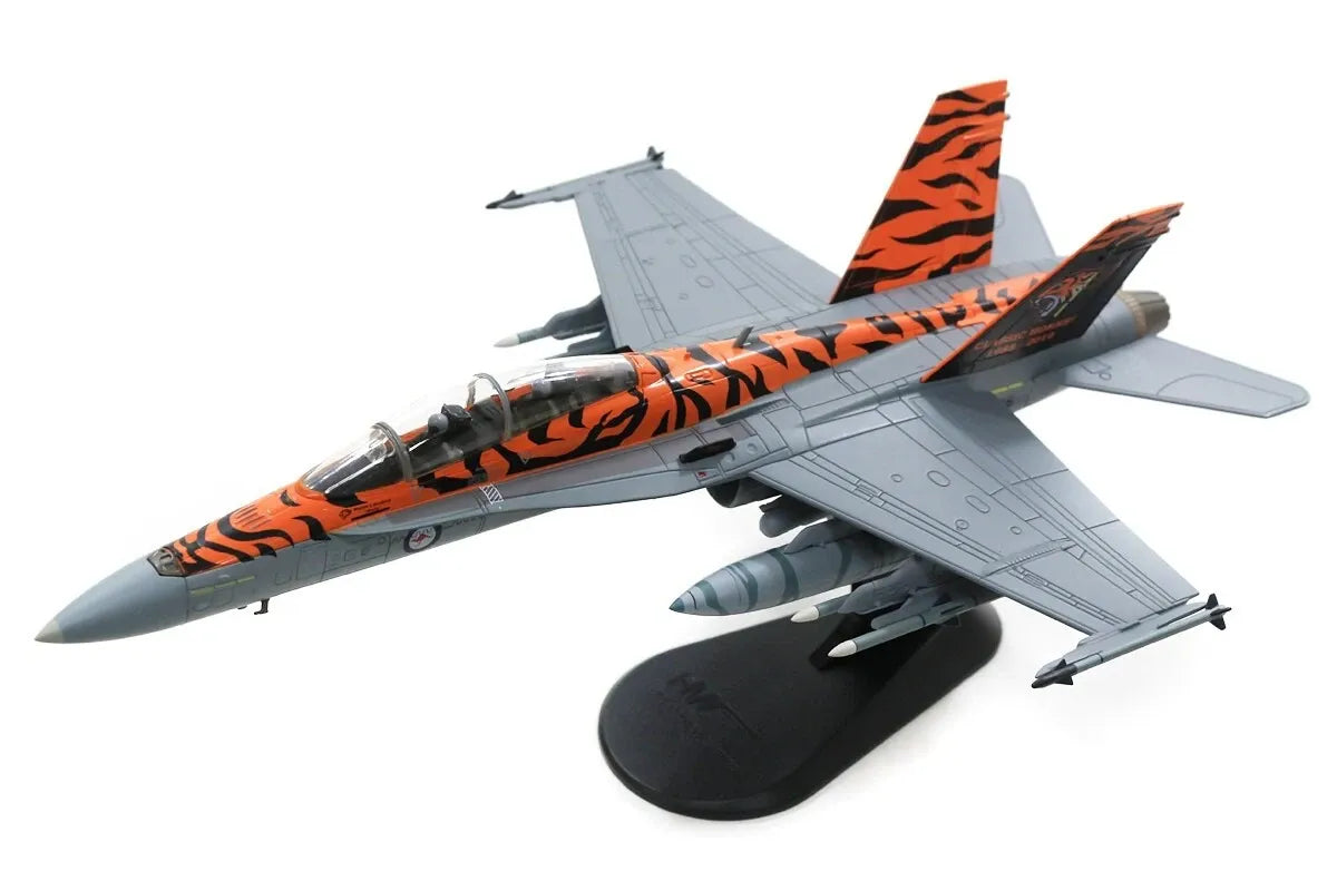 HOBBY MASTER F/A-18B HORNET CLASSIC HORNET