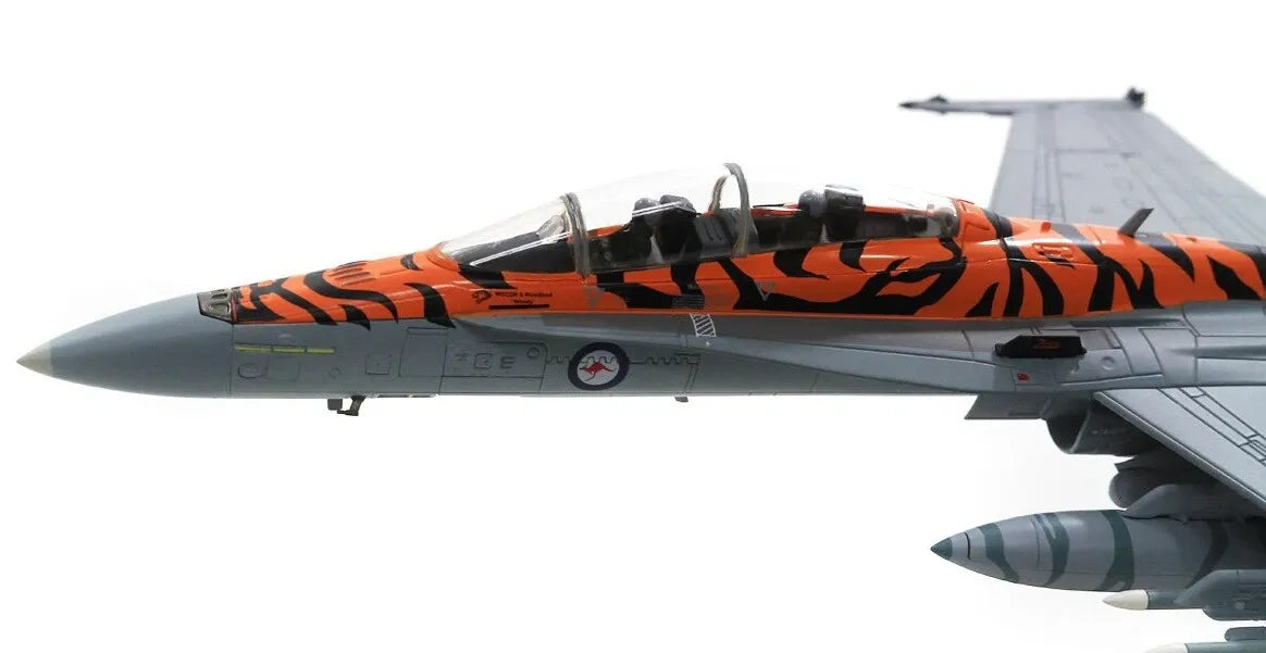 HOBBY MASTER F/A-18B HORNET CLASSIC HORNET