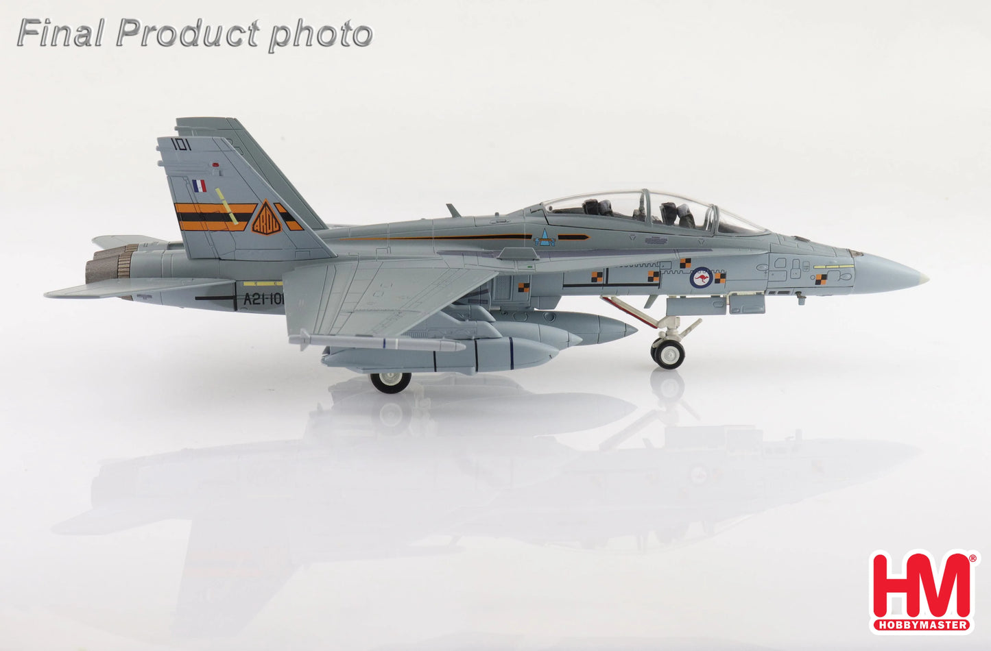 HOBBY MASTER F/A-18B HORNET "ARDU" A21-101 RAAF (WITH 2 X AGM-158)