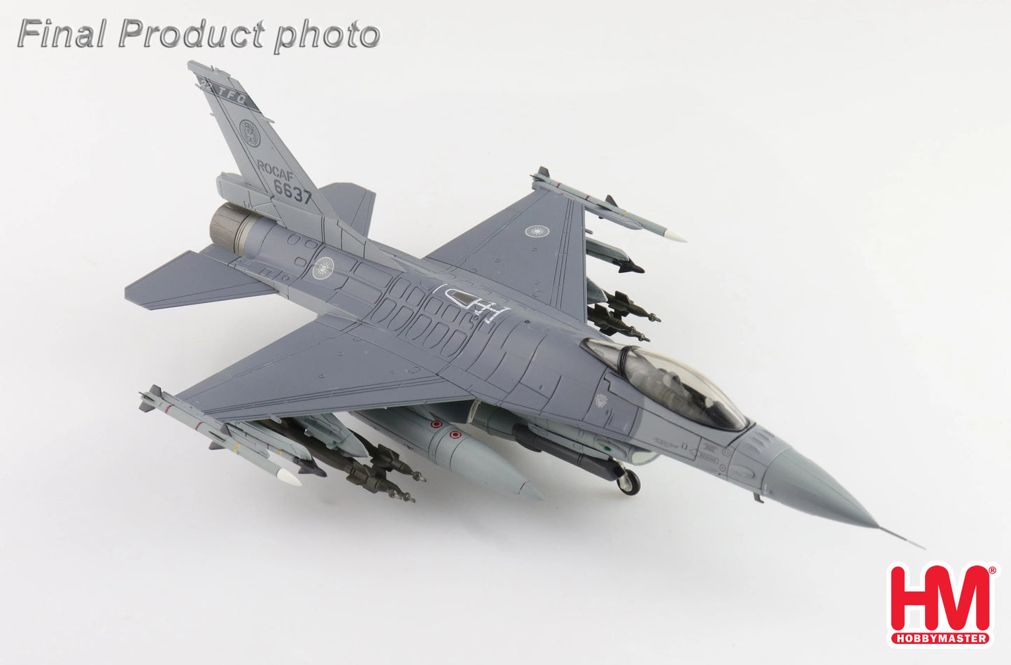 HOBBY MASTER F-16V FIGHTING FALCON 6637 22 TFG ROCAF (W/6 X GBU-12)