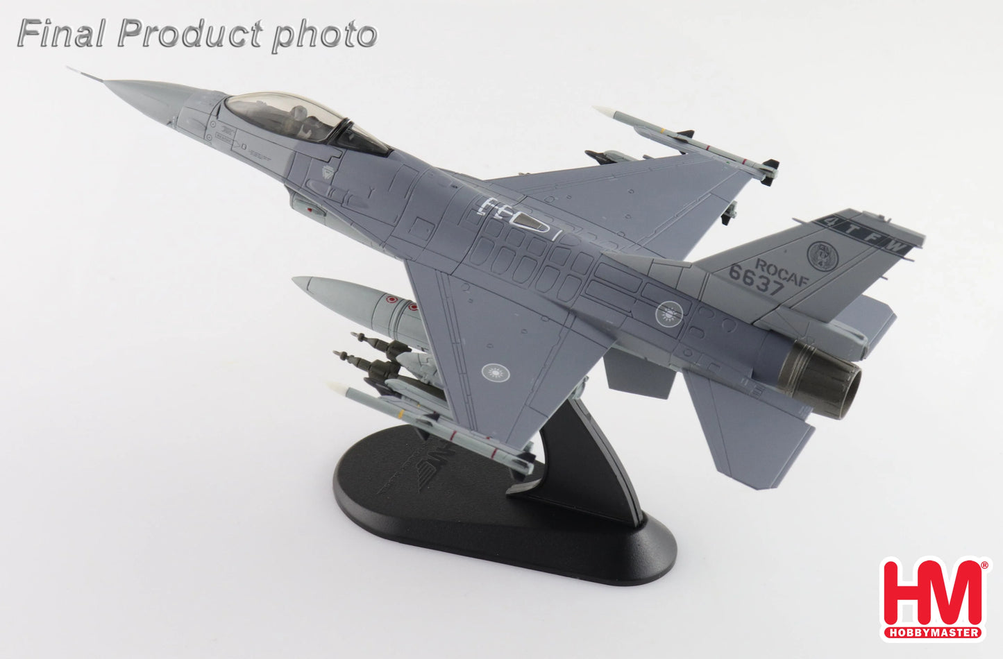 HOBBY MASTER F-16V FIGHTING FALCON 6637 22 TFG ROCAF (W/6 X GBU-12)