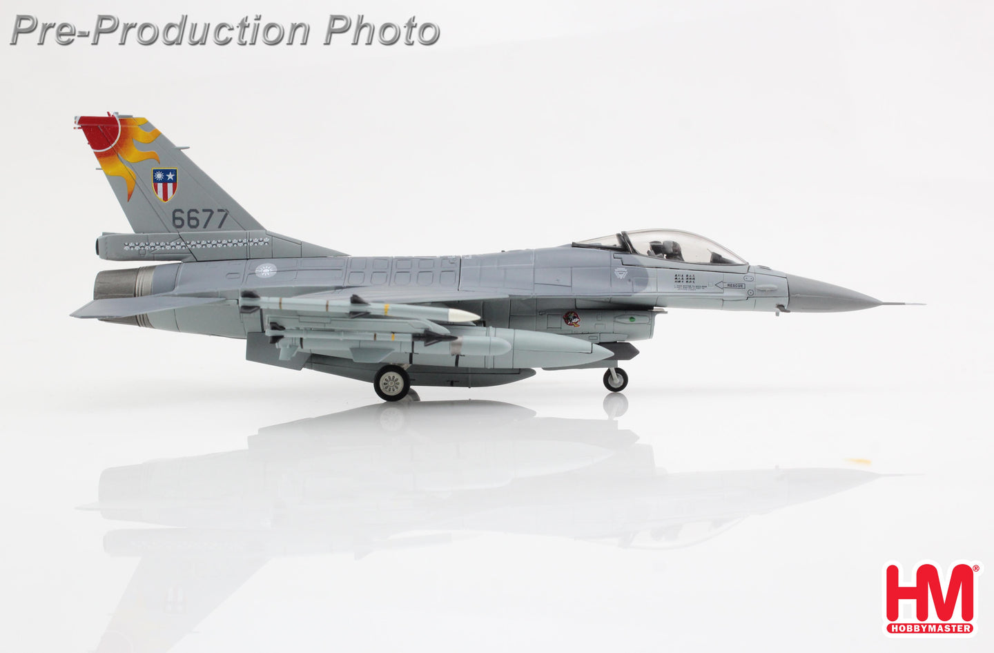 HOBBY MASTER F-16A ROCAF "CHINA BURMA INDIA THEATER" 6677 HSINCHU AB 2015