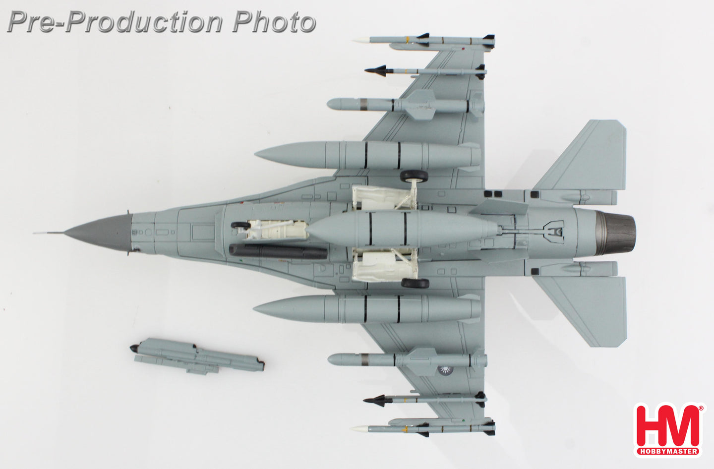 HOBBY MASTER F-16A ROCAF "CHINA BURMA INDIA THEATER" 6677 HSINCHU AB 2015