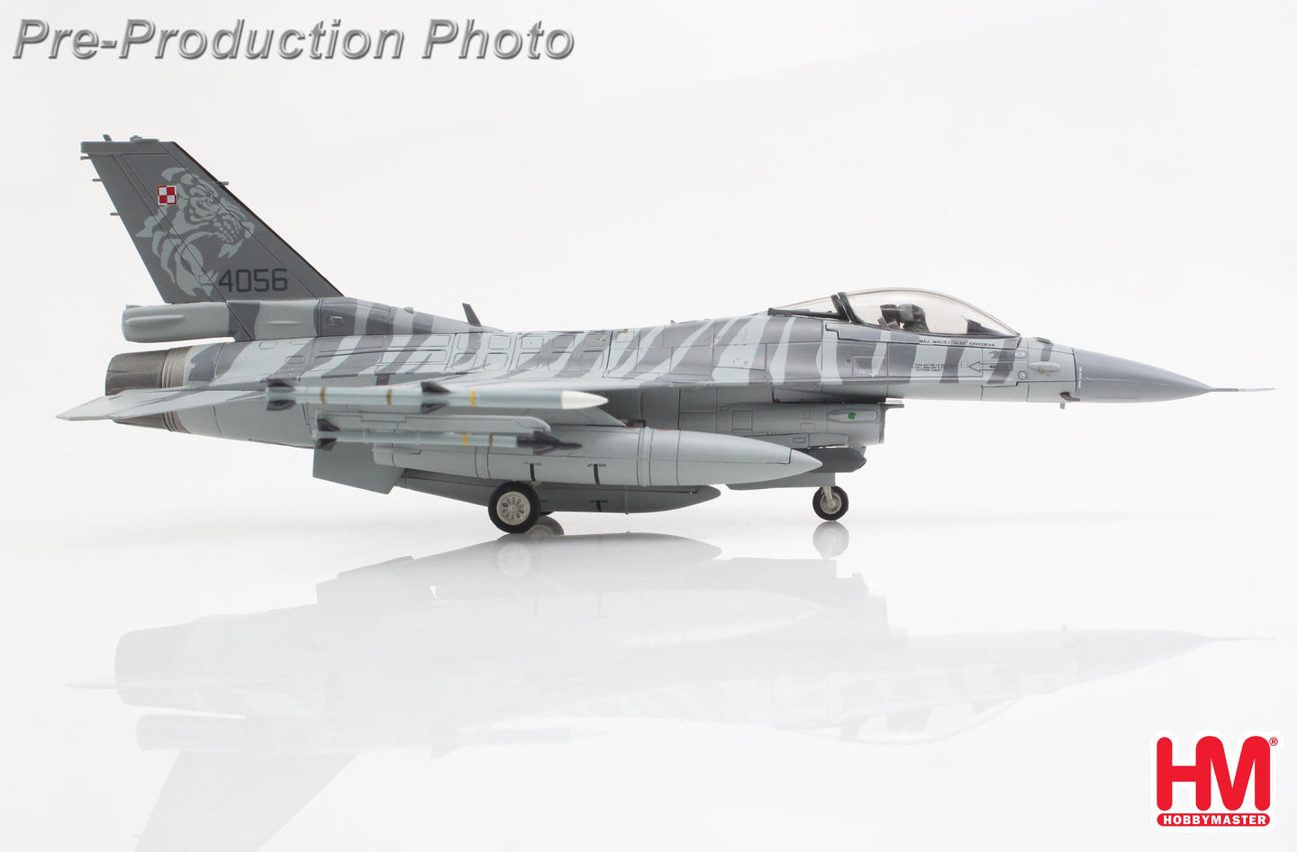 HOBBY MASTER F-16C POLISH AIR FORCE 4052 MAJ. MACIEJ "SLAB" KRAKOWIAN 2025