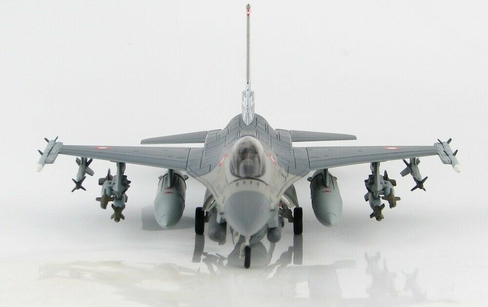 HOBBY MASTER F-16AM ROYAL DANISH AIR FORCE 87-0008
