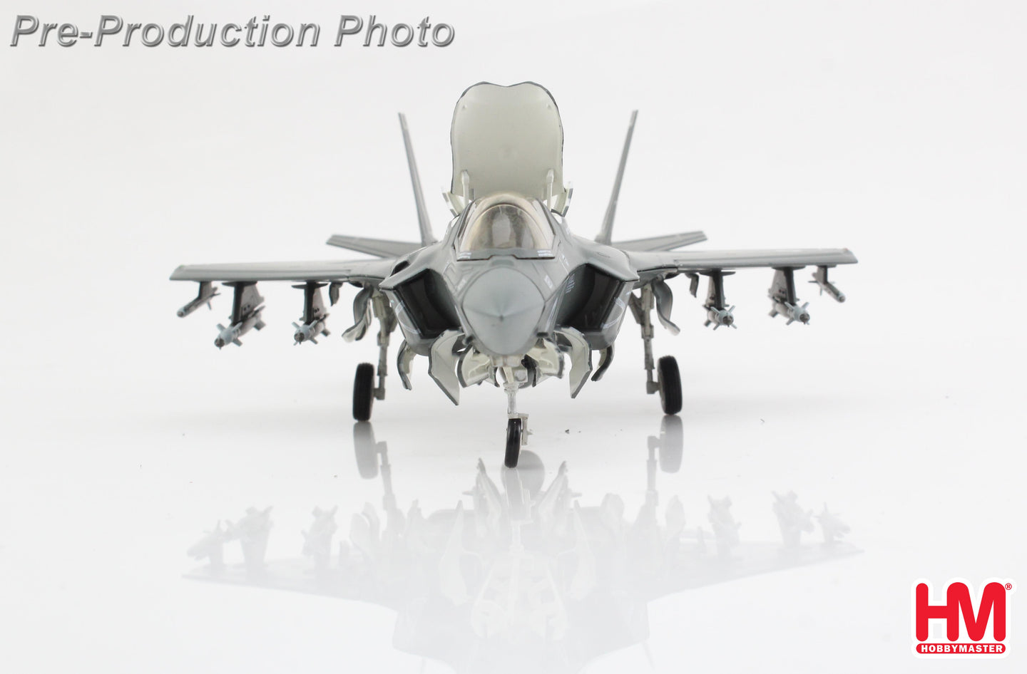 HOBBY MASTER F-35B LIGHTNING II ROYAL AIR FORCE ZM-161 "HMS PRINCE OF WALES FAR EAST DEPLOYMENT"