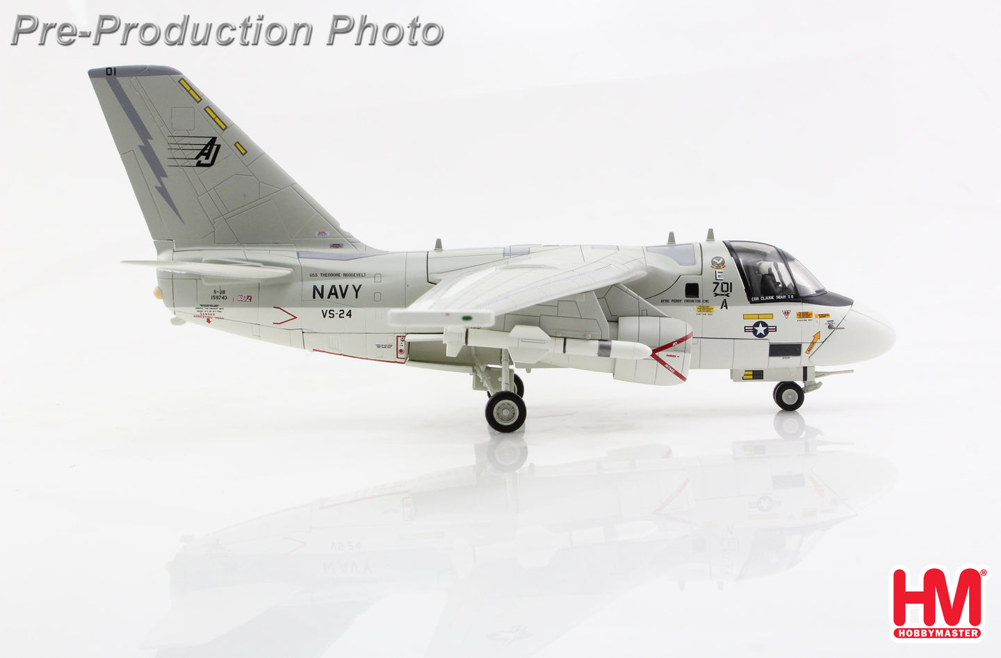 HOBBY MASTER S-3B VICKING US NAVY "EYES OF THE STORM" 159743 VS-24 1991