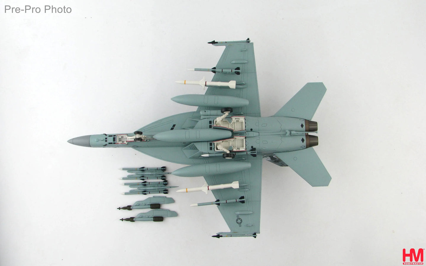 HOBBY MASTER F/A-18E SUPER HORNET NF200 USS REAGAN