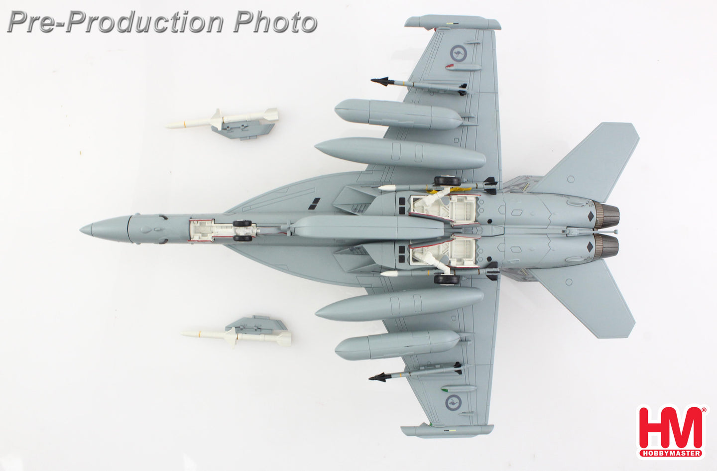 HOBBY MASTER EA-18G GROWLER A46-301 6TH SQN RAAF 2025 (W/2 X AIM-9 AND 2 X NGJ)