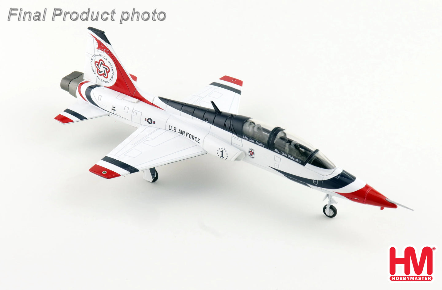 HOBBY MASTER T-38 "THUNDERBIRDS BICENTENNIAL SCHEME" NO.1 PLANE USAF 1976