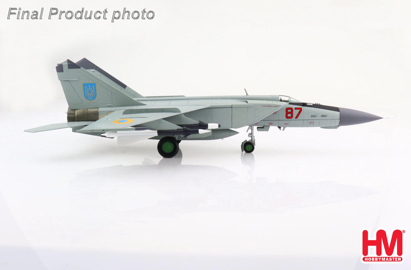 HOBBY MASTER MIG-25PDS FOXBAT RED 87 UKRAINE 1995