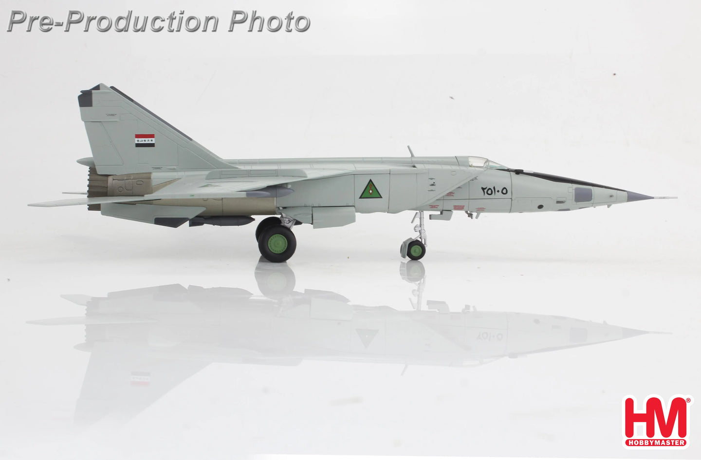 HOBBY MASTER MIG-25RBT25105 IRAQI AF NATIONAL MUSEUM OF THE USAF