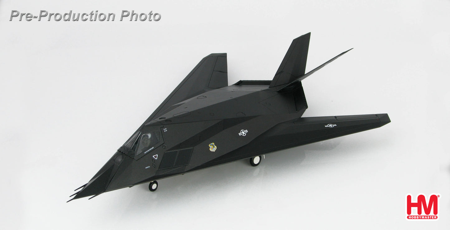 HOBBY MASTER F-117A NIGHTHAWK USAF OPERATION DESERT STORM 1991