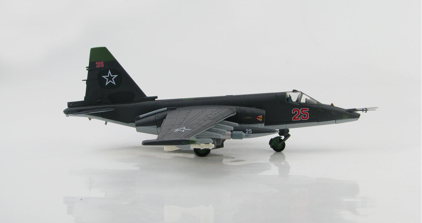 HOBBY MASTER SU-25SM RUSSIAN AIR FORCE "RED 25" LATAKIA SYRIA NOV 2015