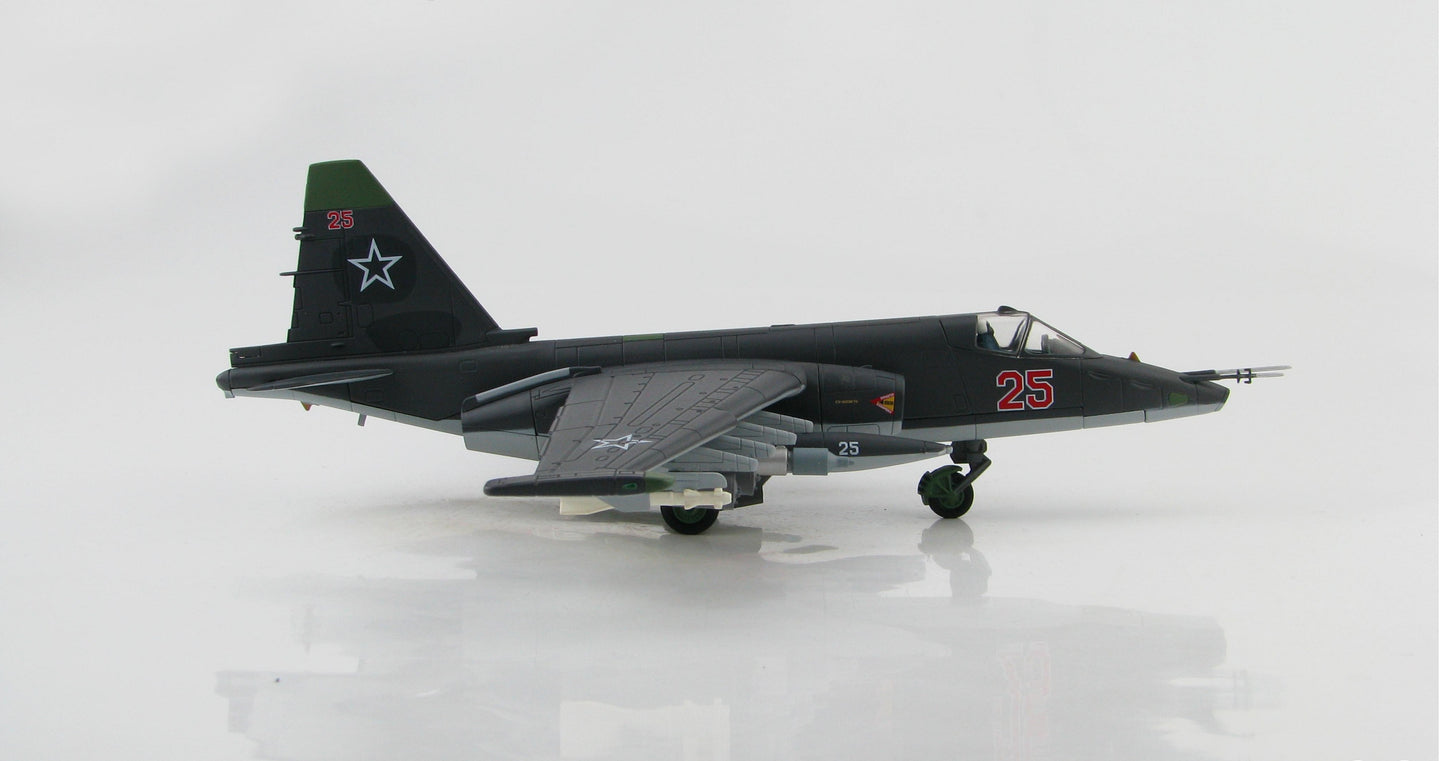 HOBBY MASTER SU-25SM RUSSIAN AIR FORCE "RED 25" LATAKIA SYRIA NOV 2015