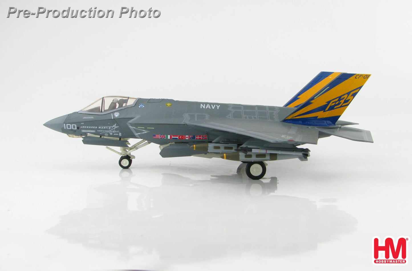 HOBBY MASTER F-35C LIGHTNING II USN SALTY DOGS 2012