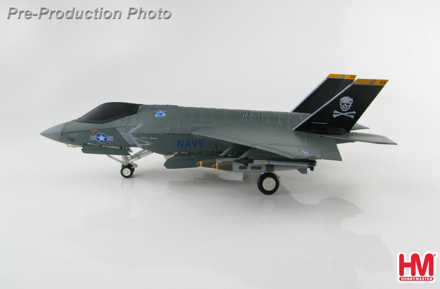 HOBBY MASTER F-35C 003 POLE TEST SCHEME