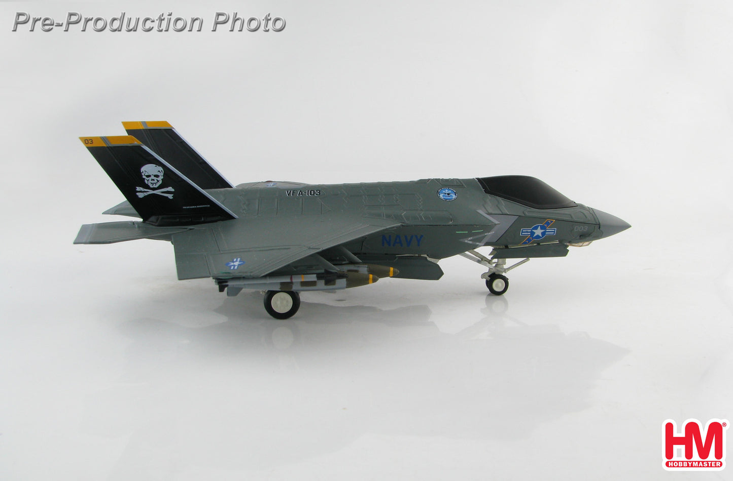 HOBBY MASTER F-35C 003 POLE TEST SCHEME