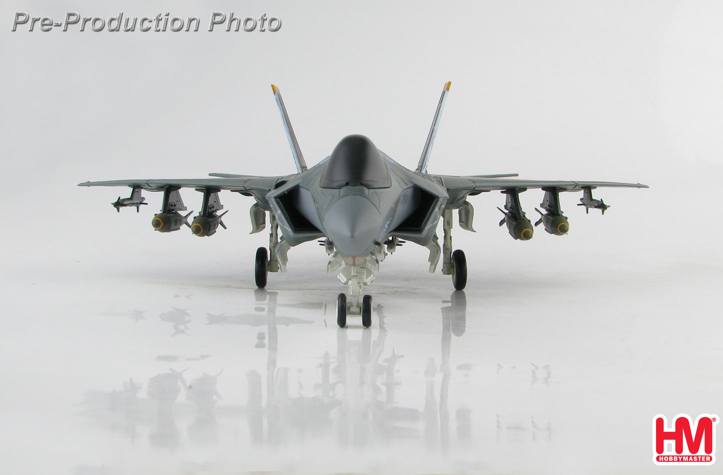 HOBBY MASTER F-35C 003 POLE TEST SCHEME