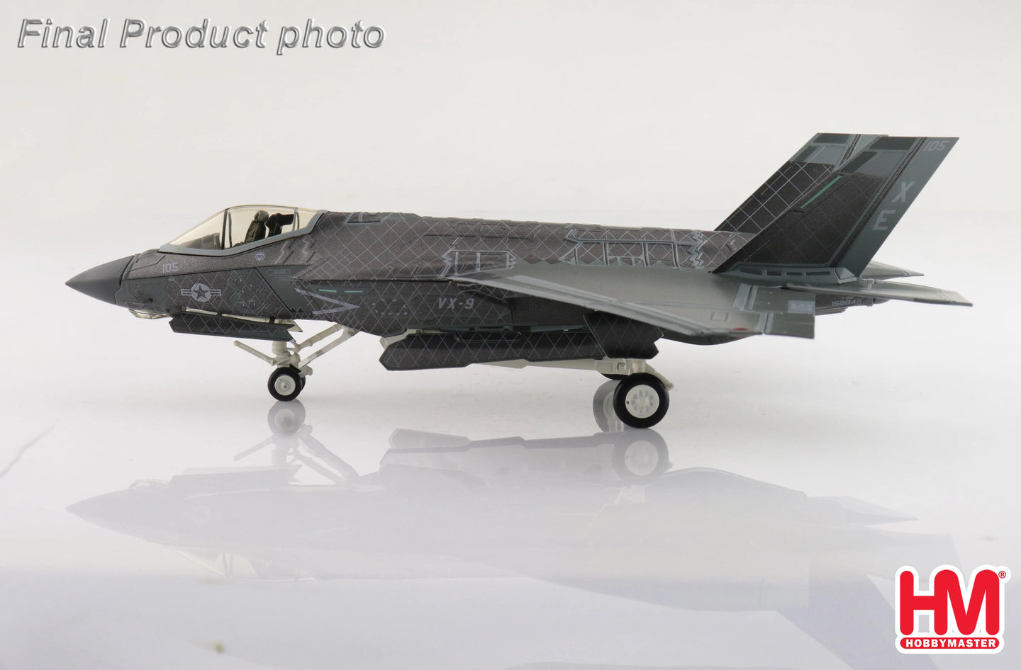 HOBBY MASTER F-35C LIGHTNING II "BLACK CHROME" XE-105/168842 US NAVY AUGUST 2022