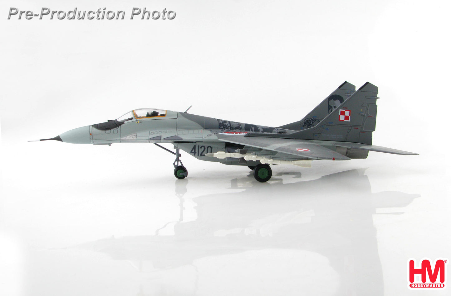 HOBBY MASTER MIG-29A FULCRUM POLISH AIR FORCE "100TH ANNIVERSARY" 4120