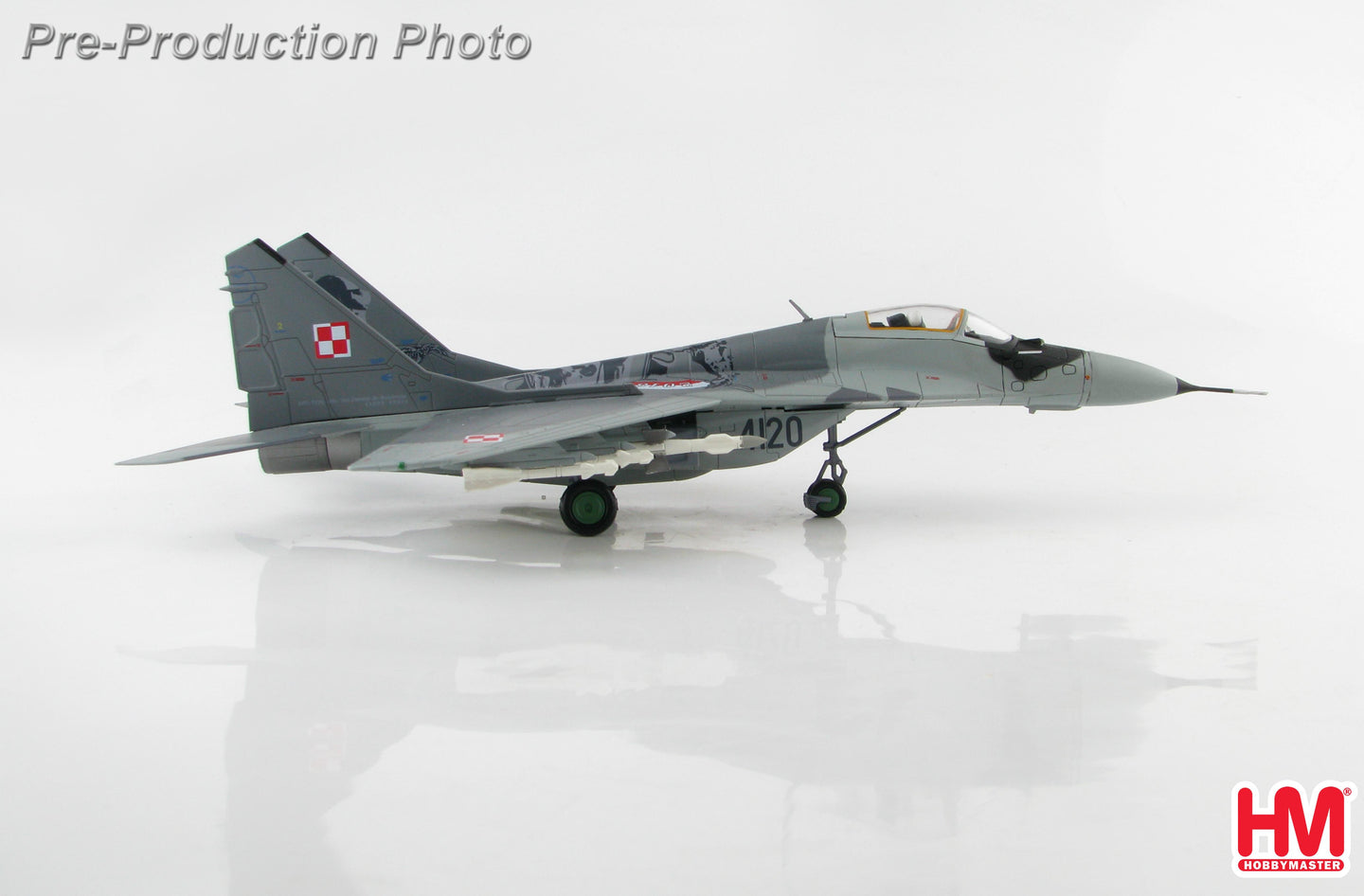 HOBBY MASTER MIG-29A FULCRUM POLISH AIR FORCE "100TH ANNIVERSARY" 4120