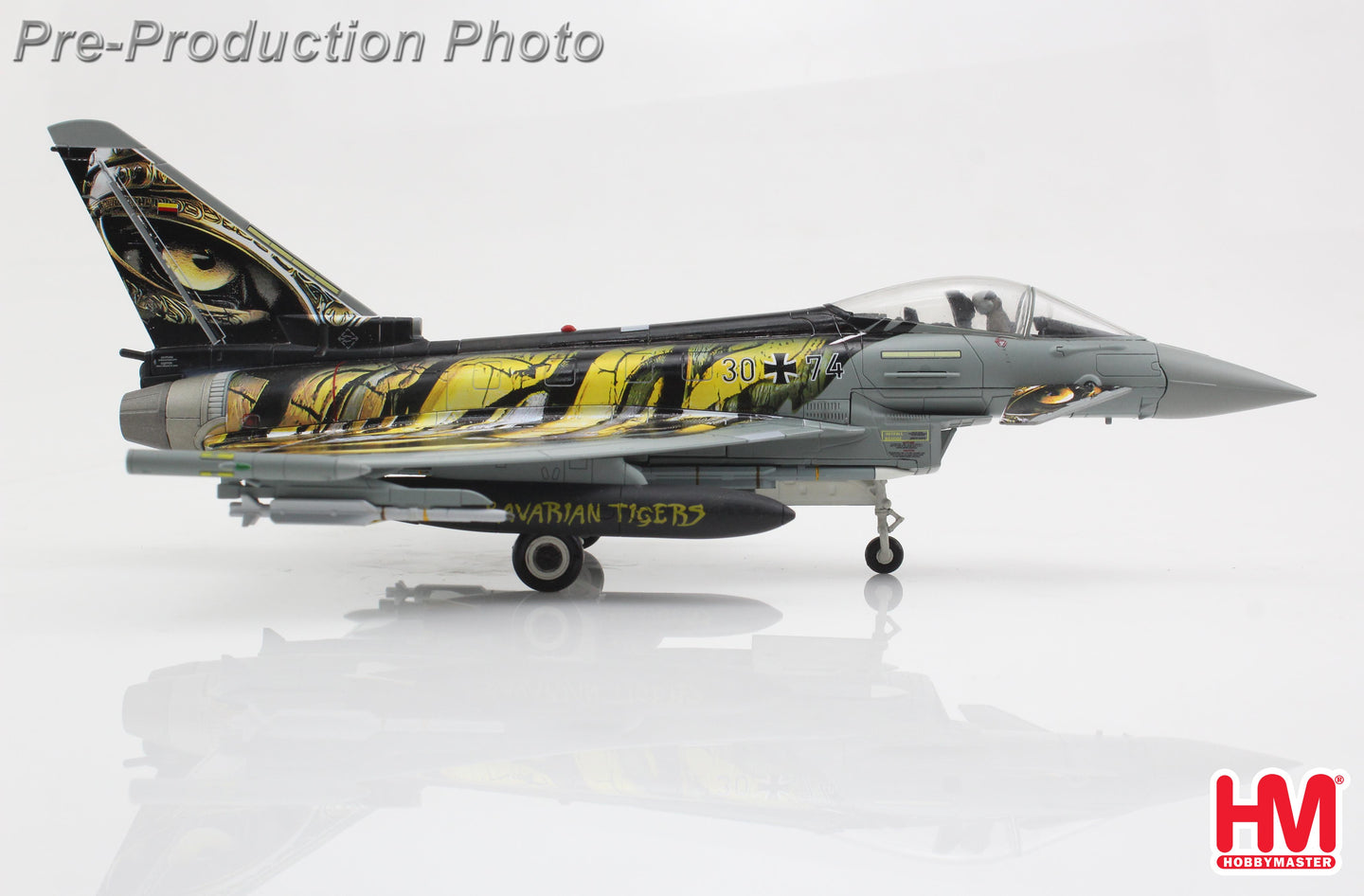 HOBBY MASTER EUROFIGHTER TYPHOON LUFTWAFFE "CASTLE TIGER" 30+74 2025