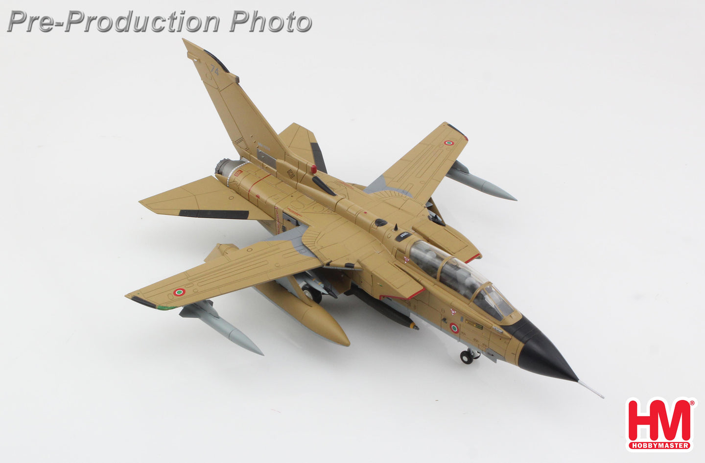 HOBBY MASTER TORNADO IDS ITALIAN AIR FORCE MM7074 AL DHAFRA AIR BASE 1991
