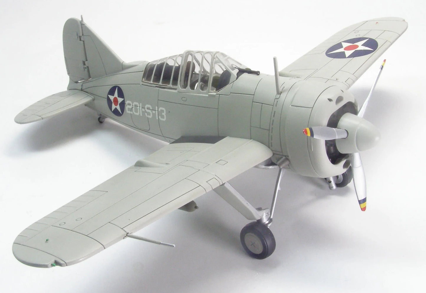HOBBY MASTER USN BREWSTER F2-A2 BUFFALO VS-201