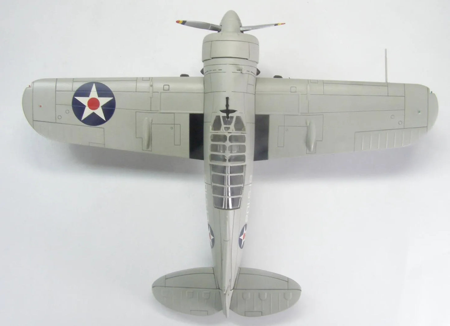 HOBBY MASTER USN BREWSTER F2-A2 BUFFALO VS-201