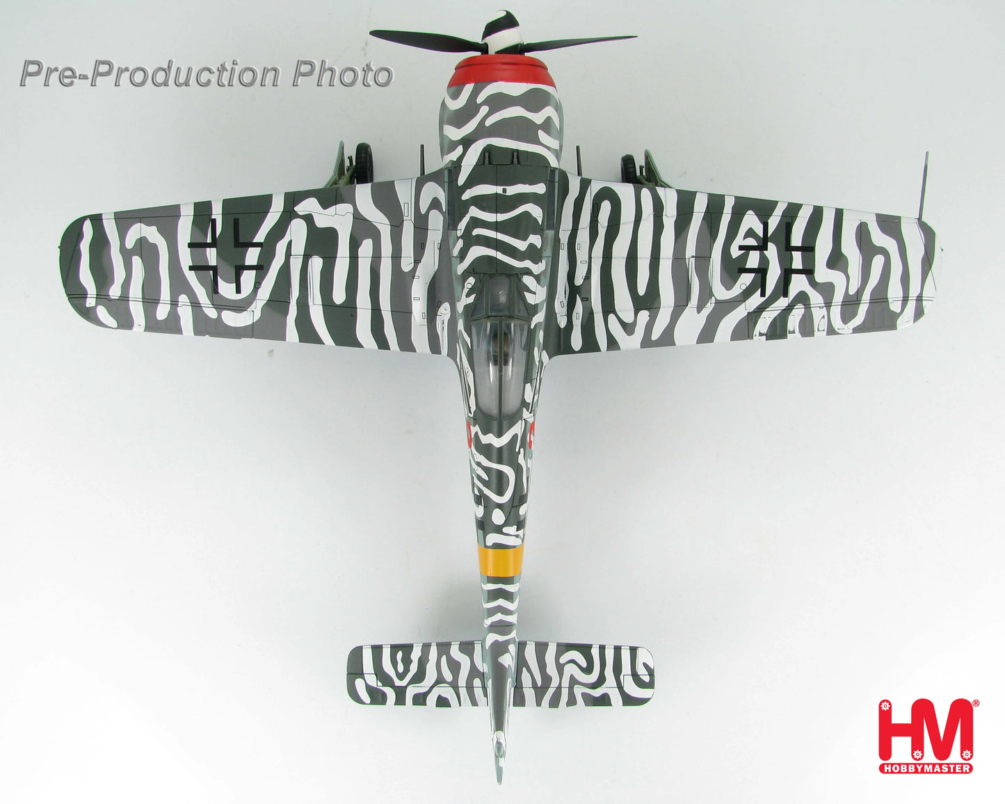 HOBBY MASTER FW-190  F-8 I./SG 2 1945 (WINTER SCHEME)
