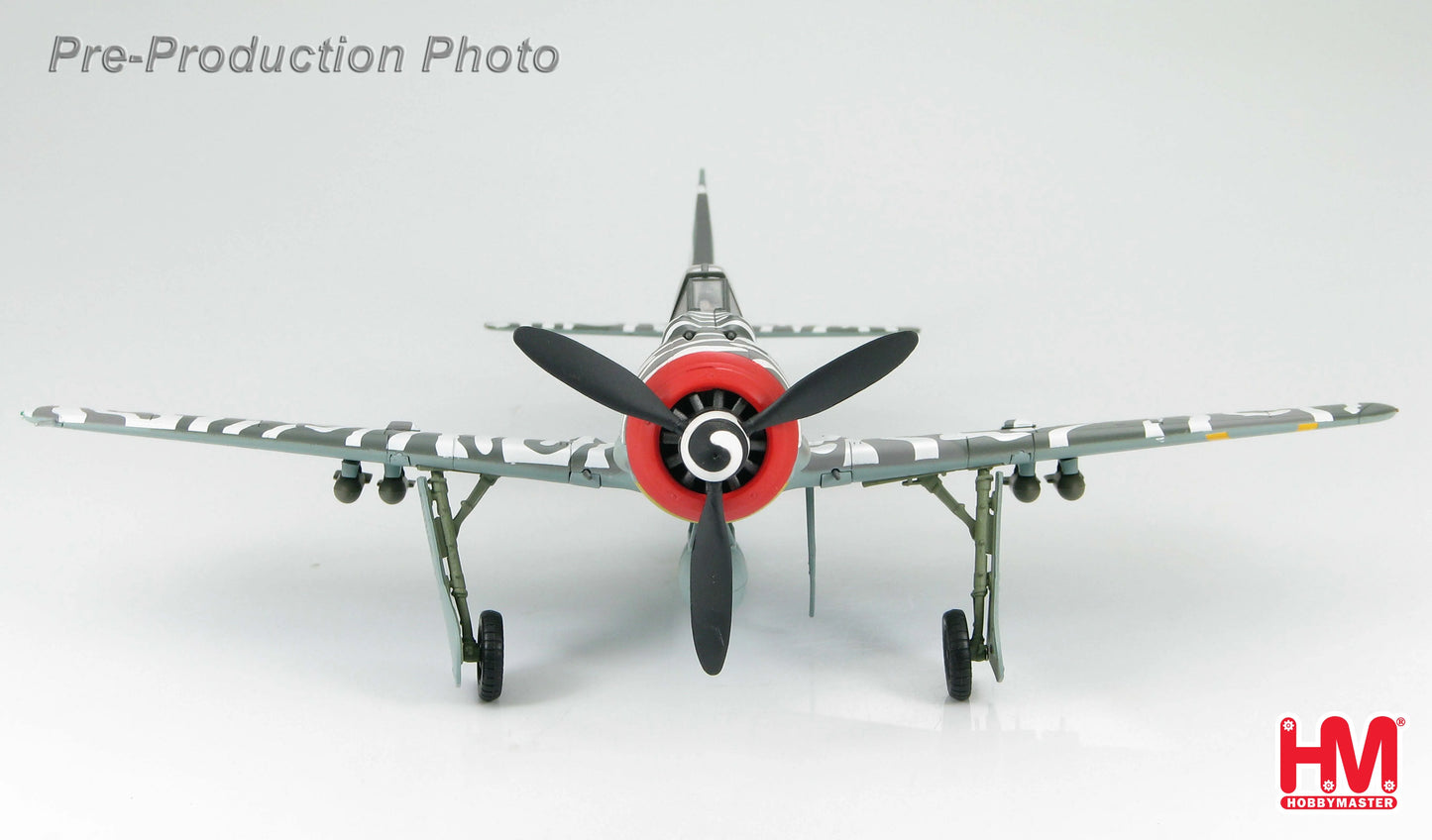 HOBBY MASTER FW-190  F-8 I./SG 2 1945 (WINTER SCHEME)
