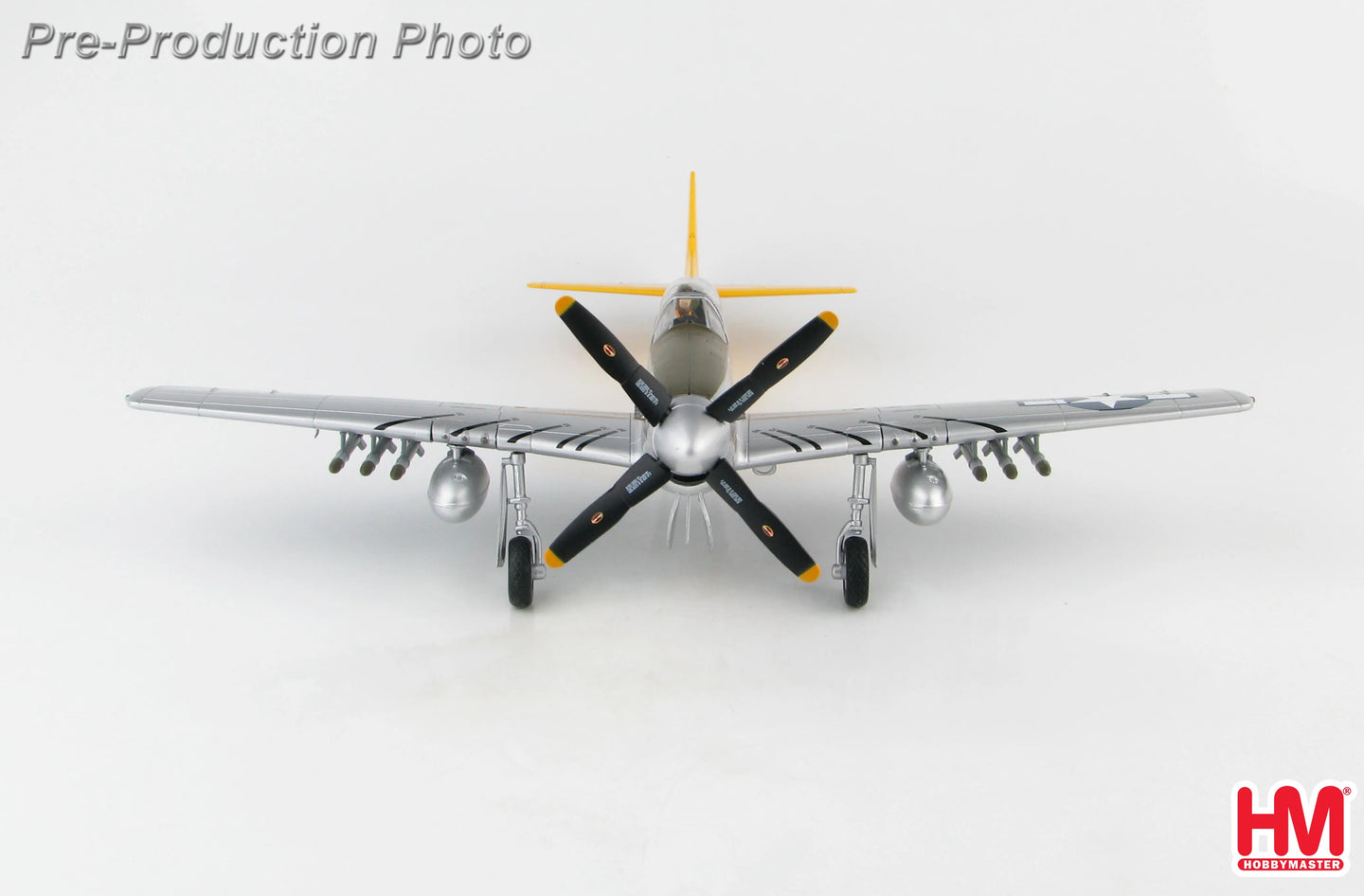 HOBBY MASTER P-51D MUSTANG IWO JIMA