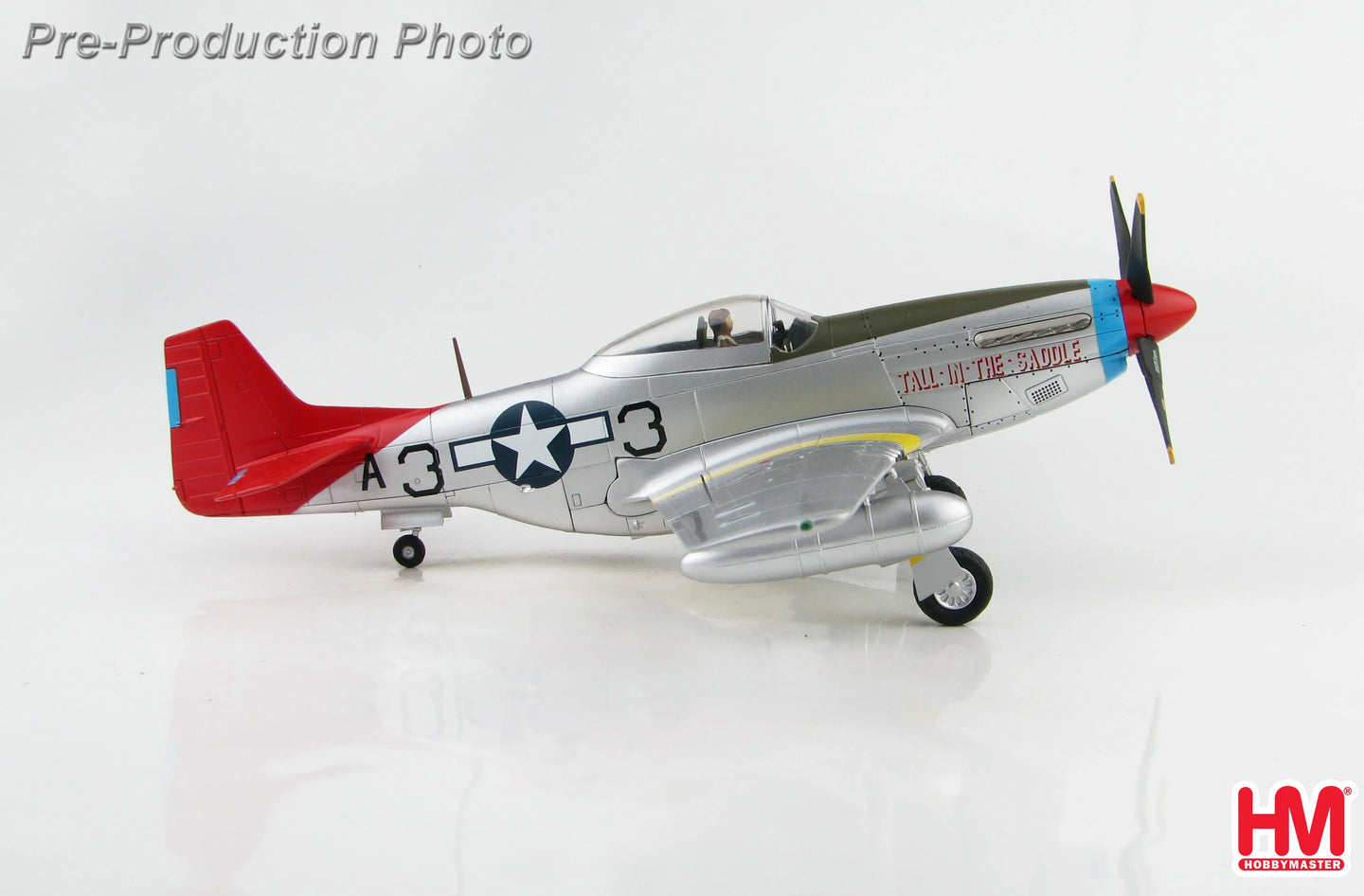 HOBBY MASTER P-51D MUSTANG USAAF TUSKEGEE AIRMEN 1945