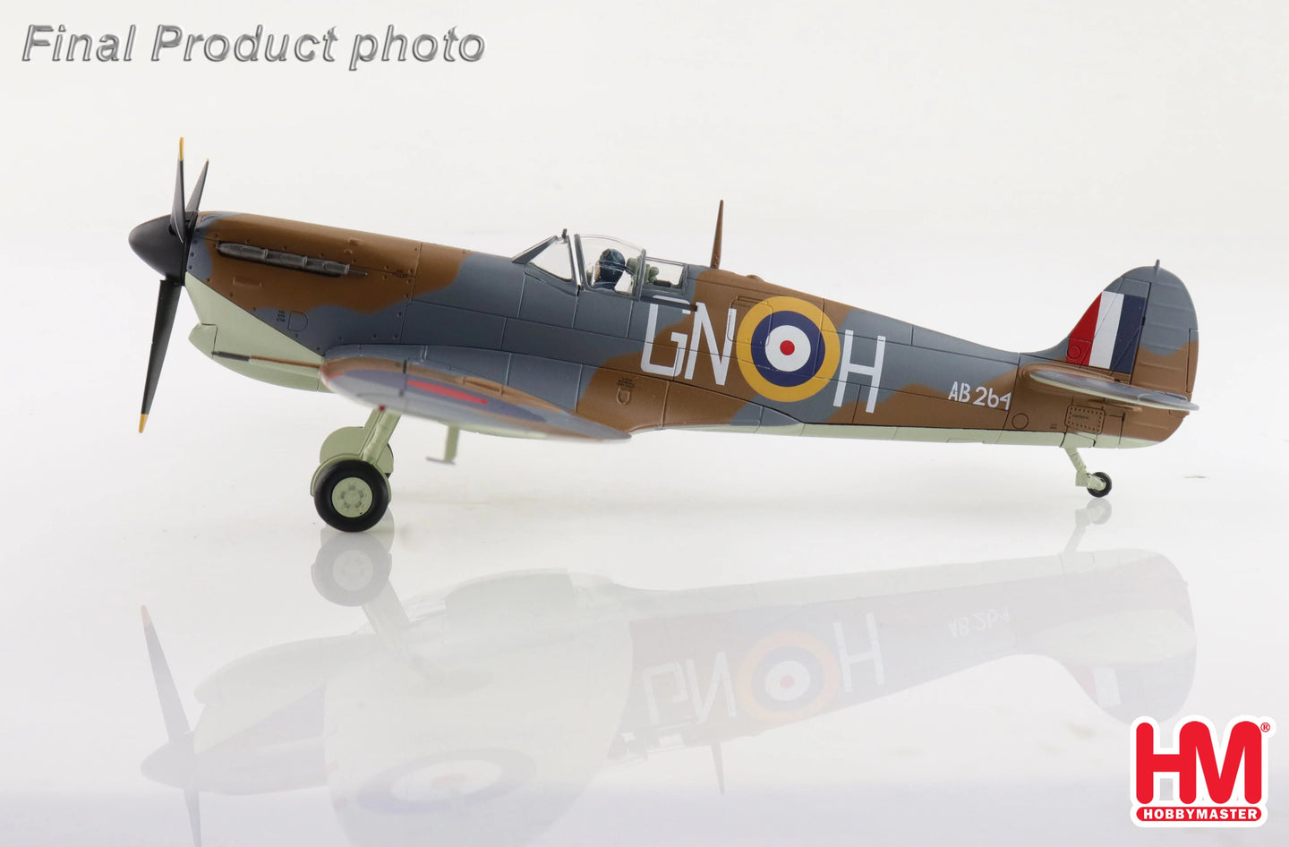 HOBBY MASTER SPITFIRE MK. VB GN-H ROBERT "BUCK" MCNAIR (RCAF) RAF MALTA 1942