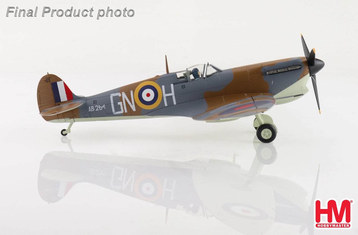HOBBY MASTER SPITFIRE MK. VB GN-H ROBERT "BUCK" MCNAIR (RCAF) RAF MALTA 1942