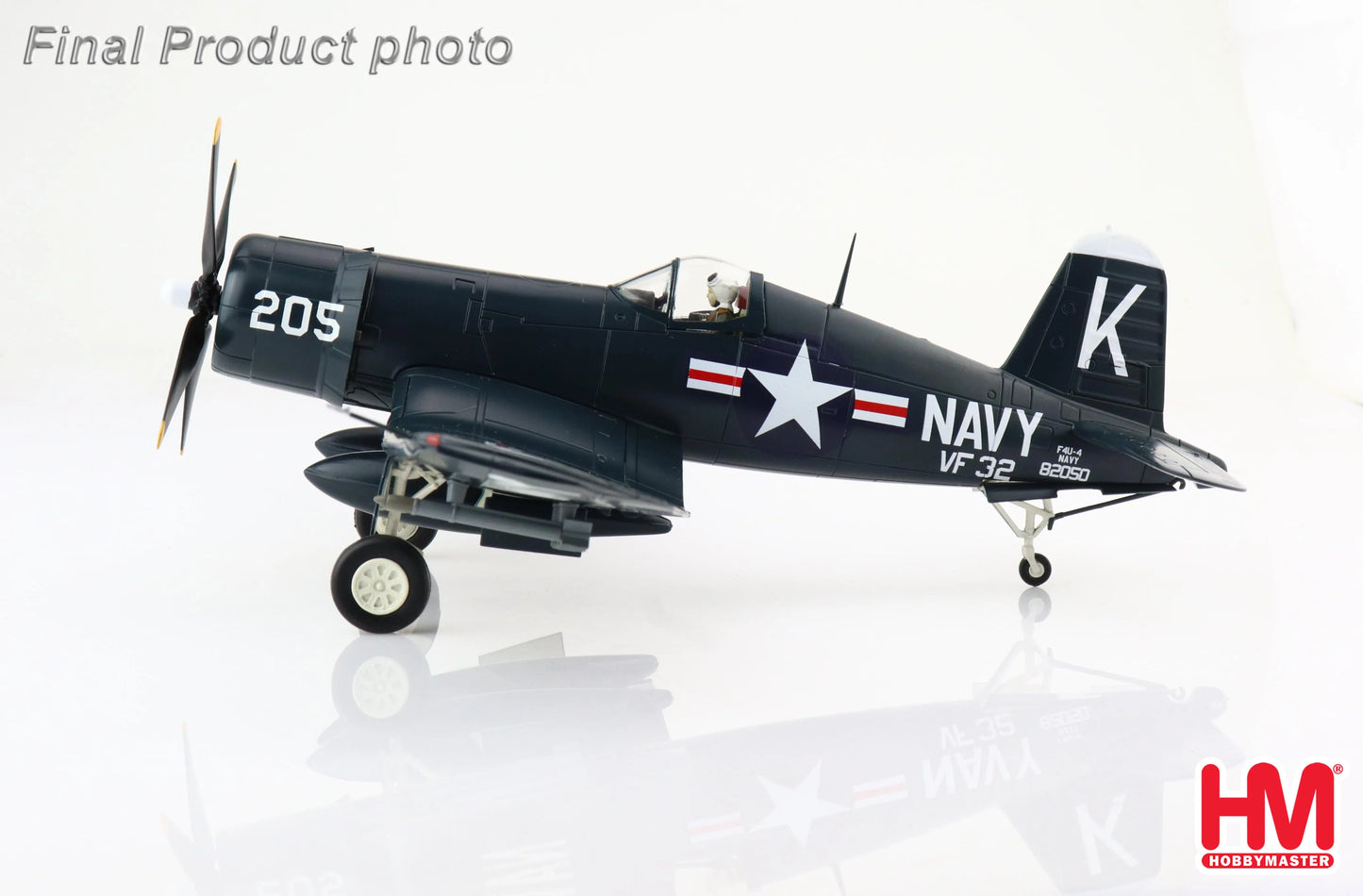 HOBBY MASTER F4U-4 CORSAIR MEDAL OF HONOR WHITE 205 DEC 1950