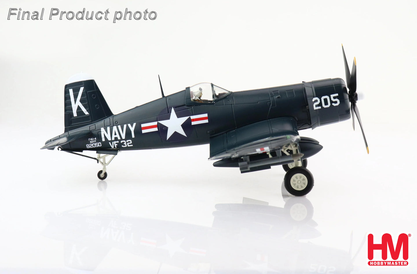 HOBBY MASTER F4U-4 CORSAIR MEDAL OF HONOR WHITE 205 DEC 1950