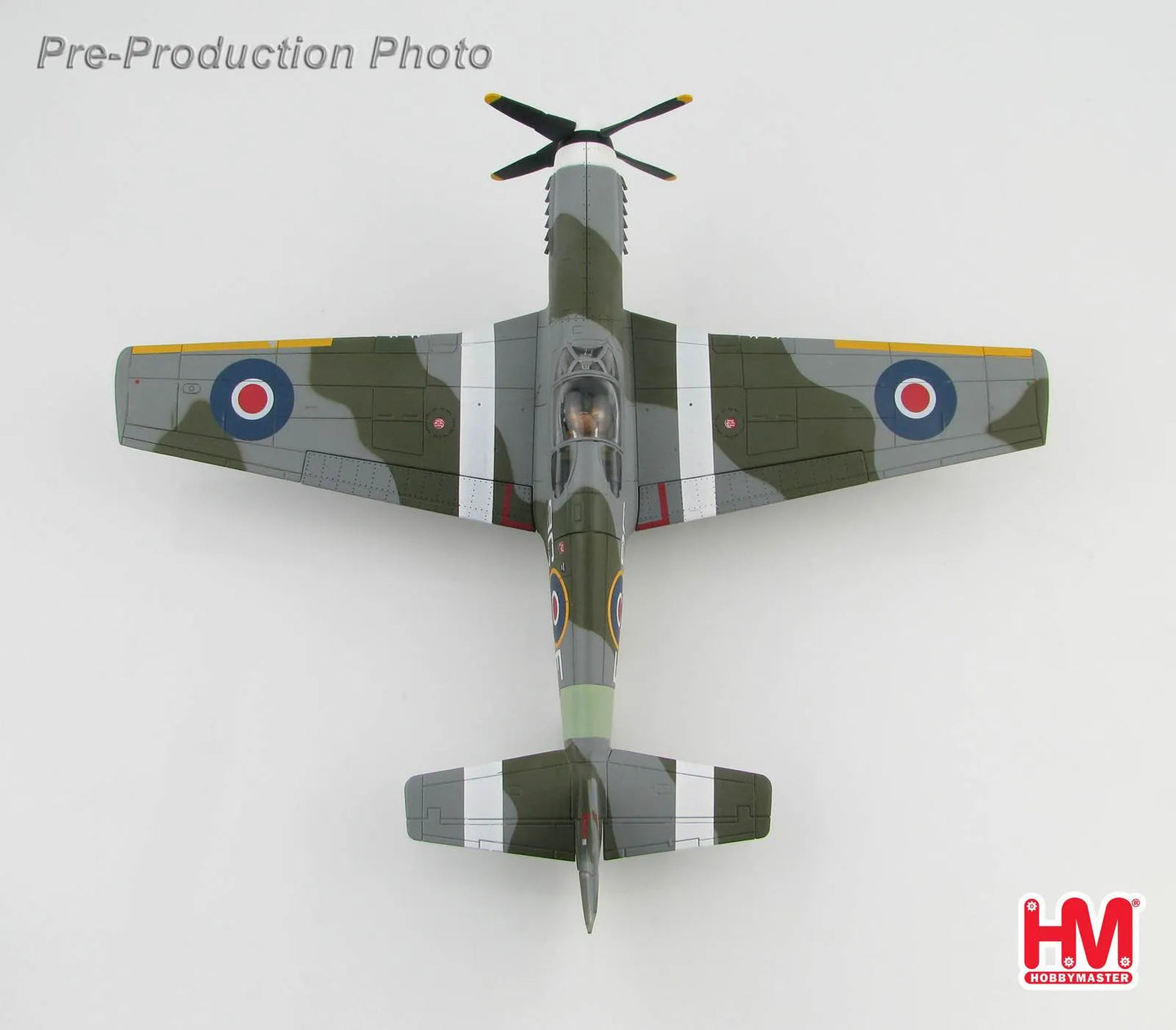 HOBBY MASTER NORTH AMERICAN MUSTANG MK III RCAF NO.441(SILVER FOX) SQN.FZ190