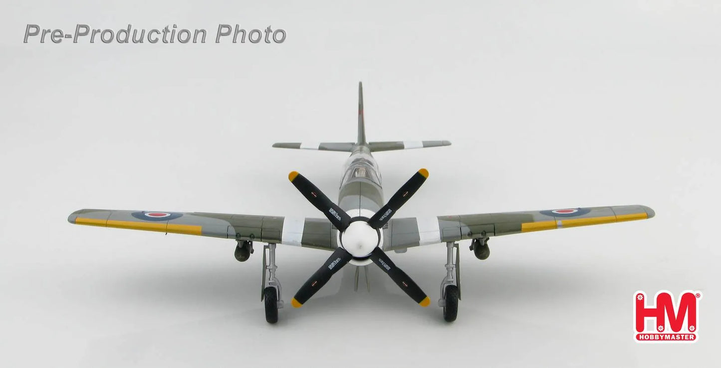 HOBBY MASTER NORTH AMERICAN MUSTANG MK III RCAF NO.441(SILVER FOX) SQN.FZ190