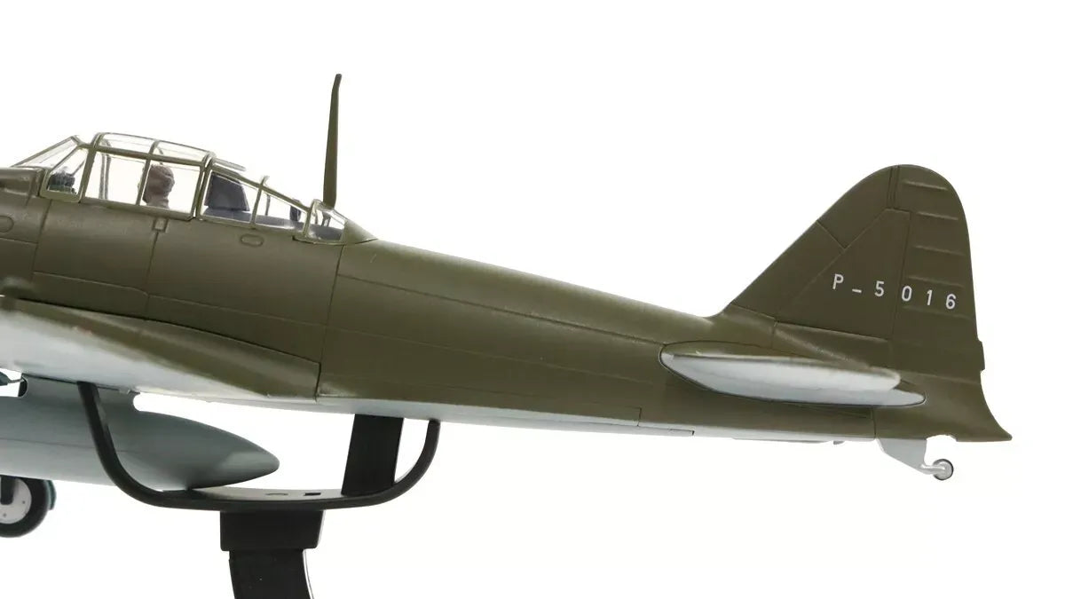 HOBBY MASTER JAPAN A6M2B ZERO FIGHTER "CAPTURED"